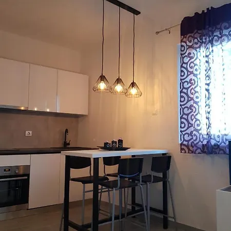 Apartman Marin * Bogomolje
